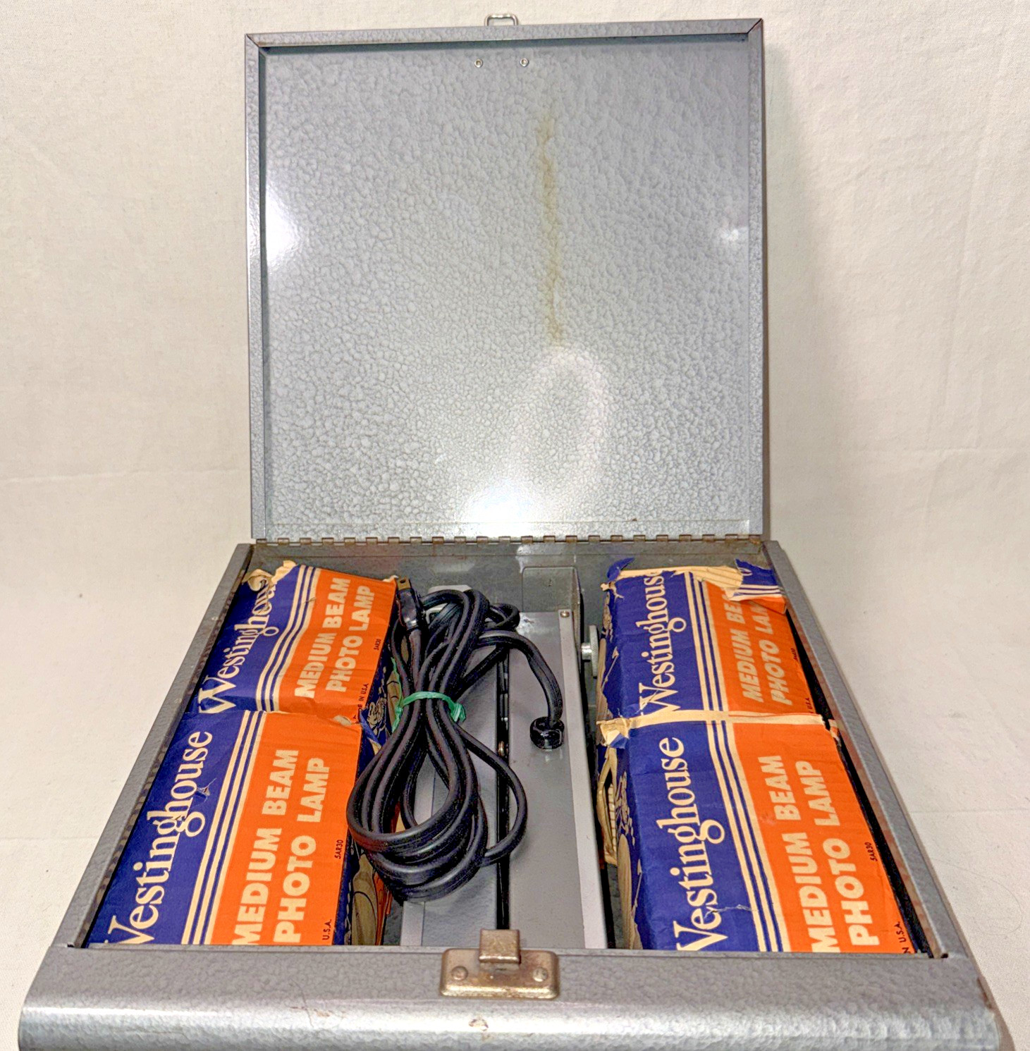Vintage Tower Sears Roebuck Movie Light Bar Model 6673 Photo Lamp Kit