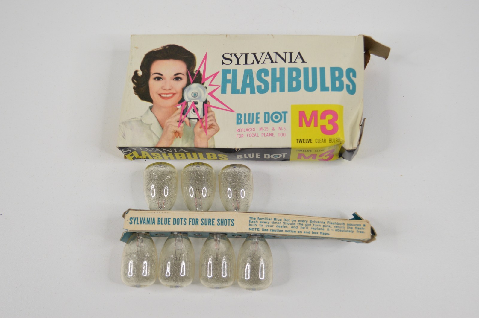 Lot of M3 M3B AG1 Flashbulbs Flash Bulbs for Film Cameras GE Sylvania Blue Dot