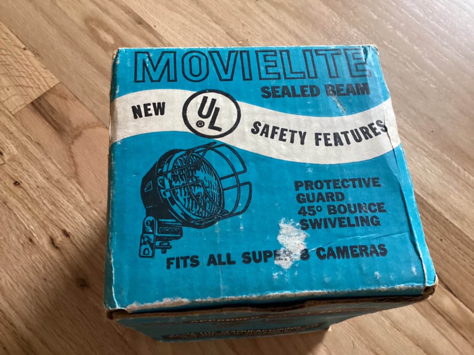 Vintage Acme Lite Sealed Beam Movielite Model Fits Super 8 Cameras 250 Watts