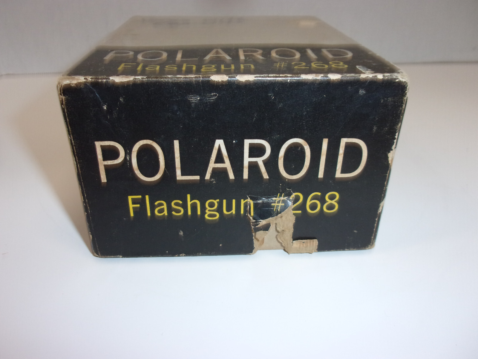 Vintage Polaroid Flashgun #268 With Bulbs And Instructions In The Original Box.
