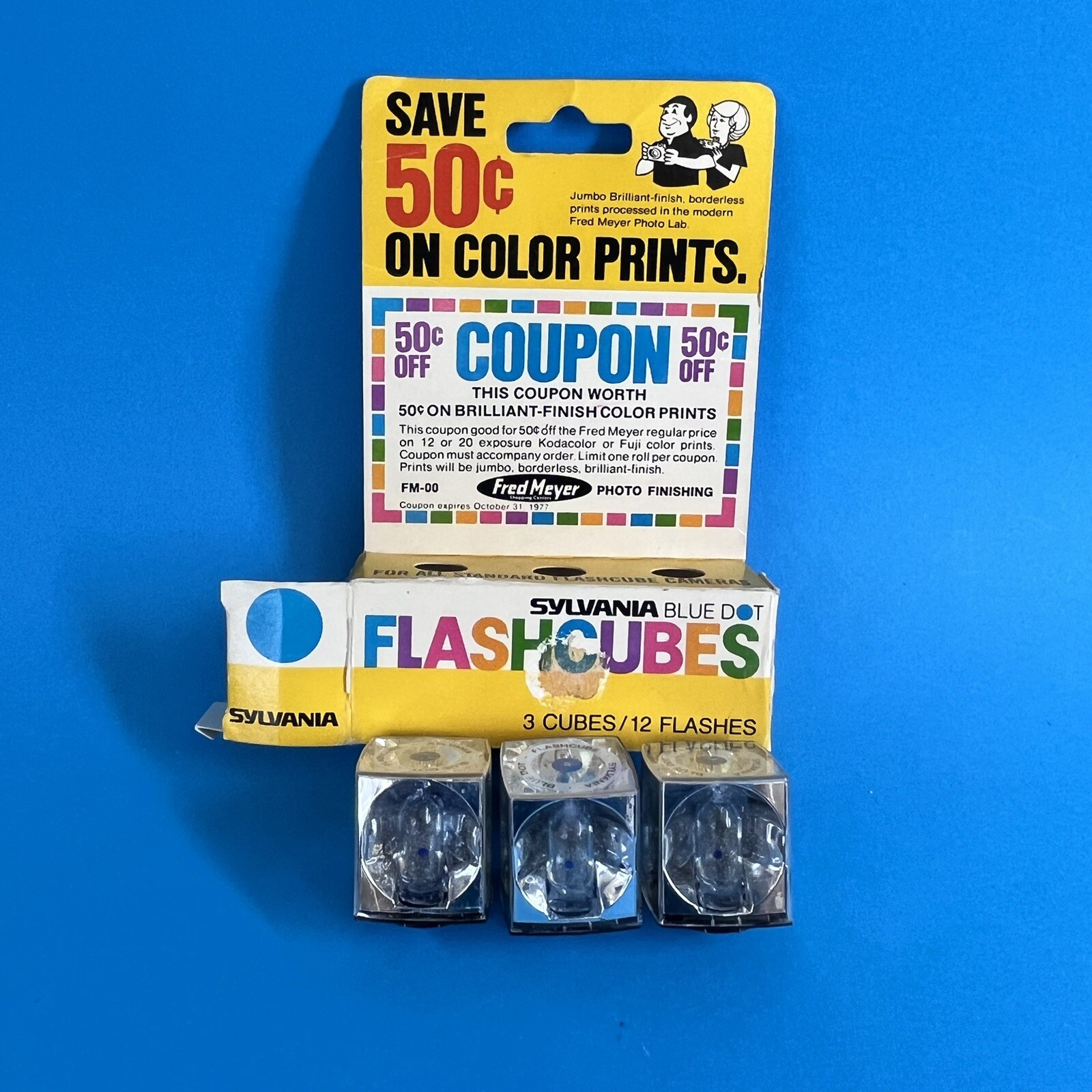 Sylvania Blue Dot Flashcubes NOS 3 Pack Unused For Use Or For Movie Prop