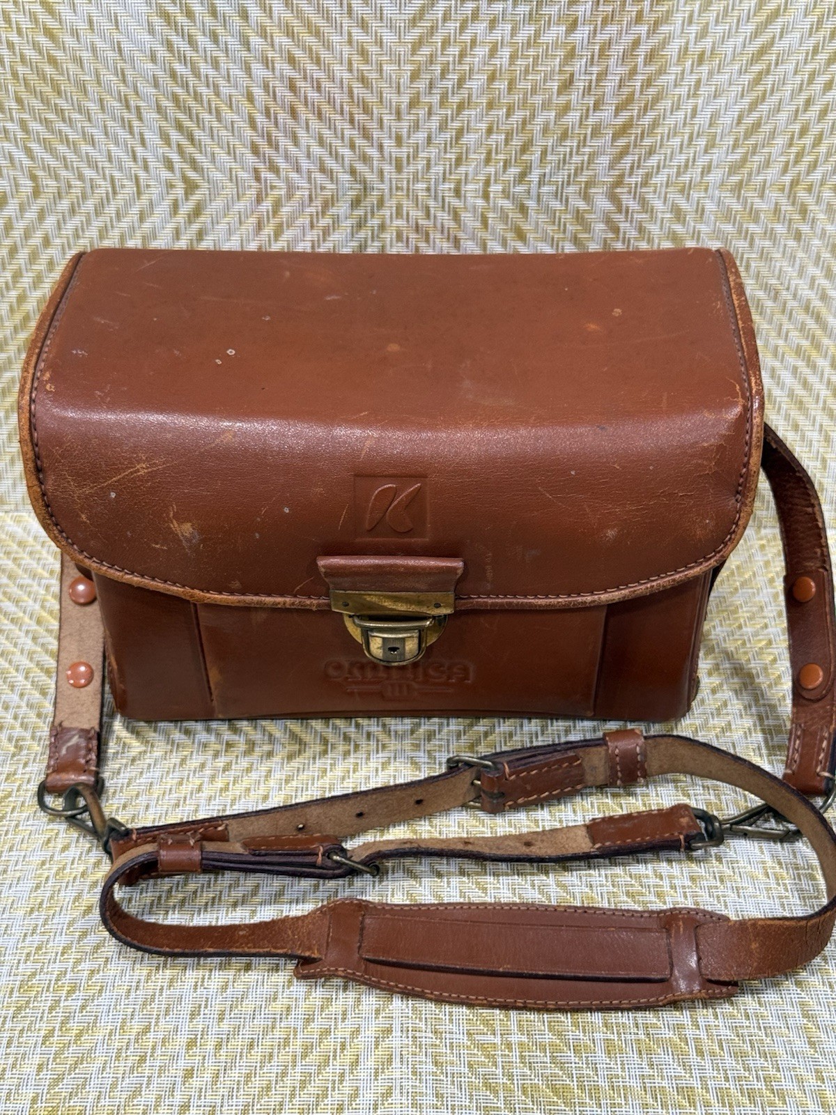 OMNICA Vintage Leather Case Fitted for Leica, Robot, Contax , Camera and Acc.
