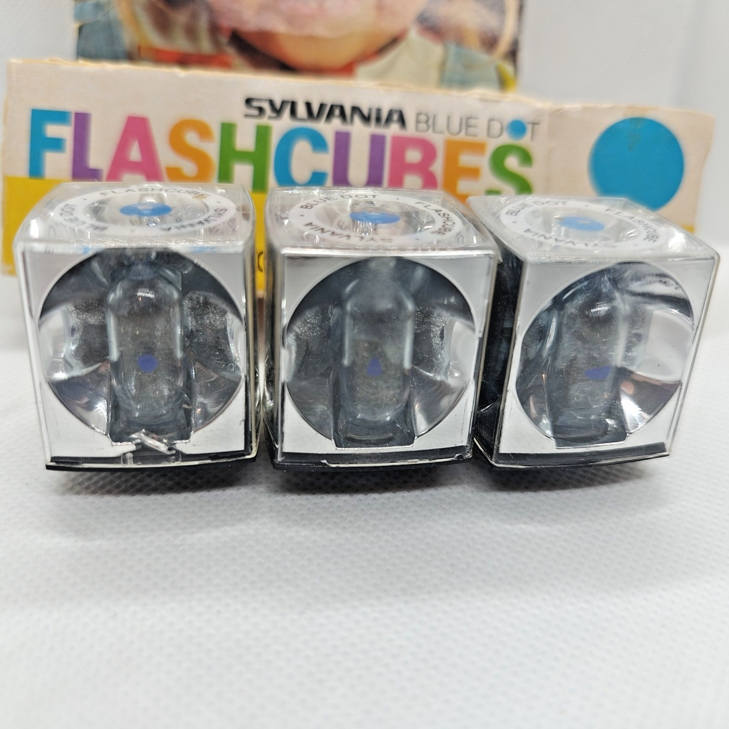 Sylvania GTE Blue Dot Flash Cubes Unused Vintage for Cameras nos