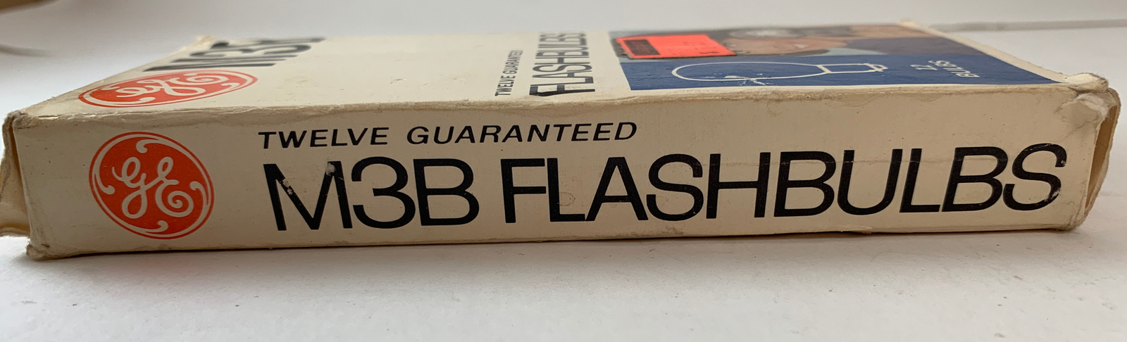 Vintage NOS GE / M3B Blue / Flash bulbs / 12 Flashbulbs – Free Shipping!
