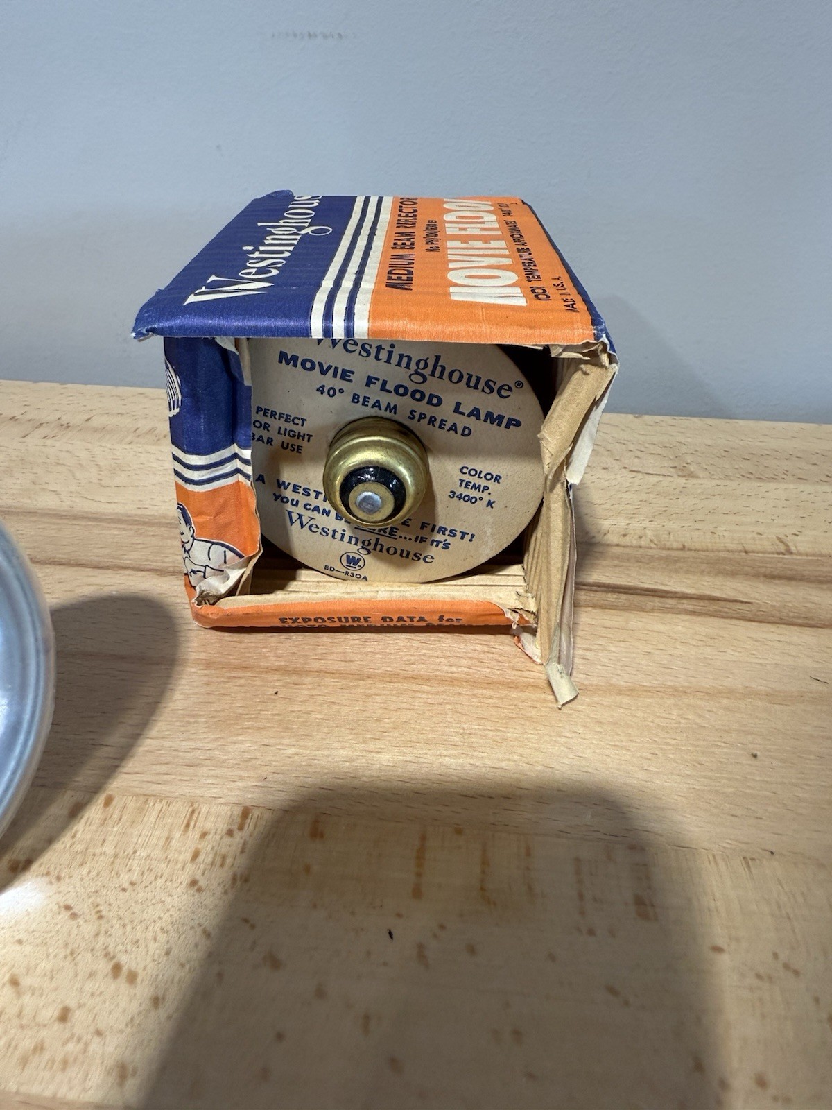 Vintage Knox Manufacturing Photography Bar lite 114 volt #K14 & bulbs not tested