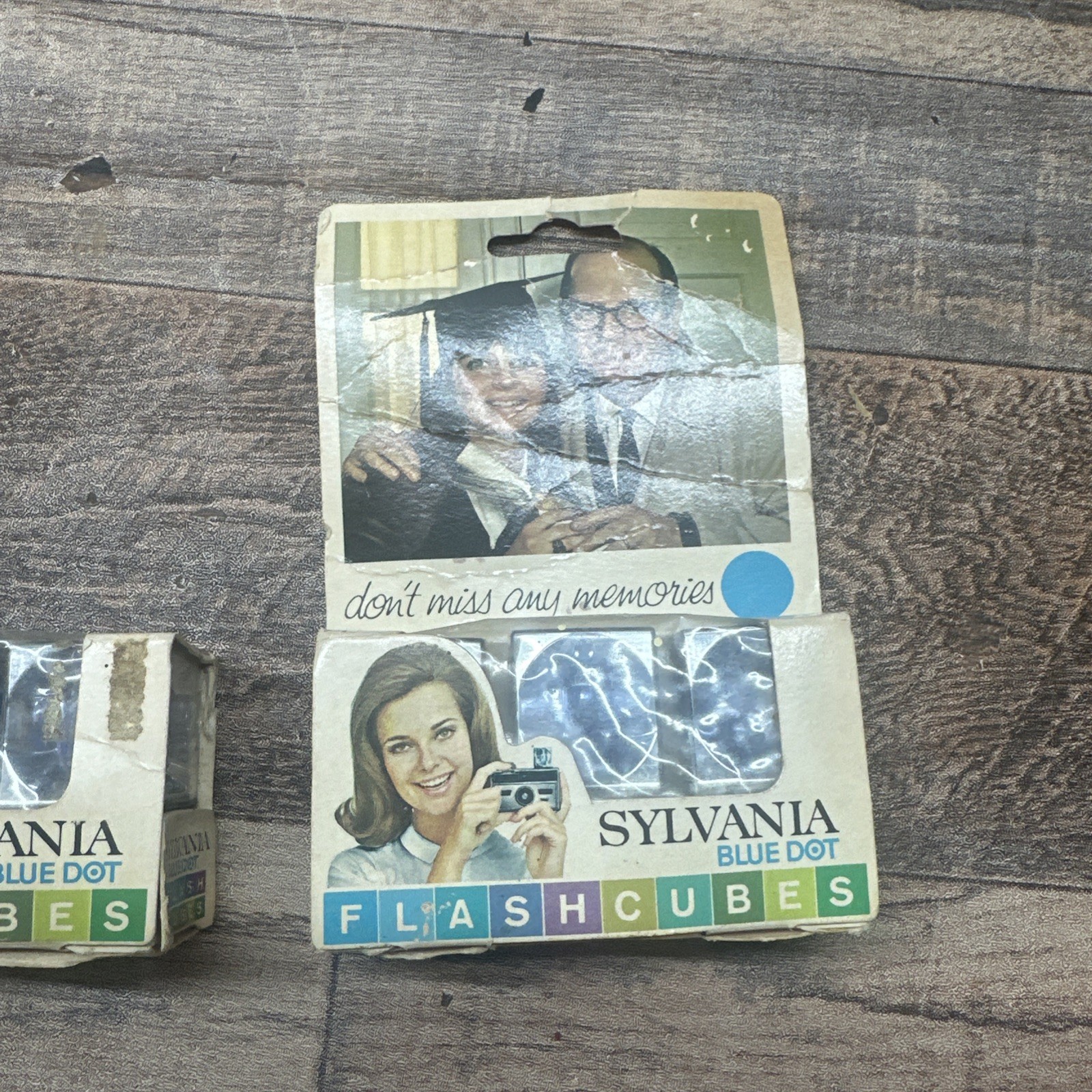 Vintage Sylvania Blue Dot FLASH CUBES Camera Flash Cubes 3 Pack Lot Of 2