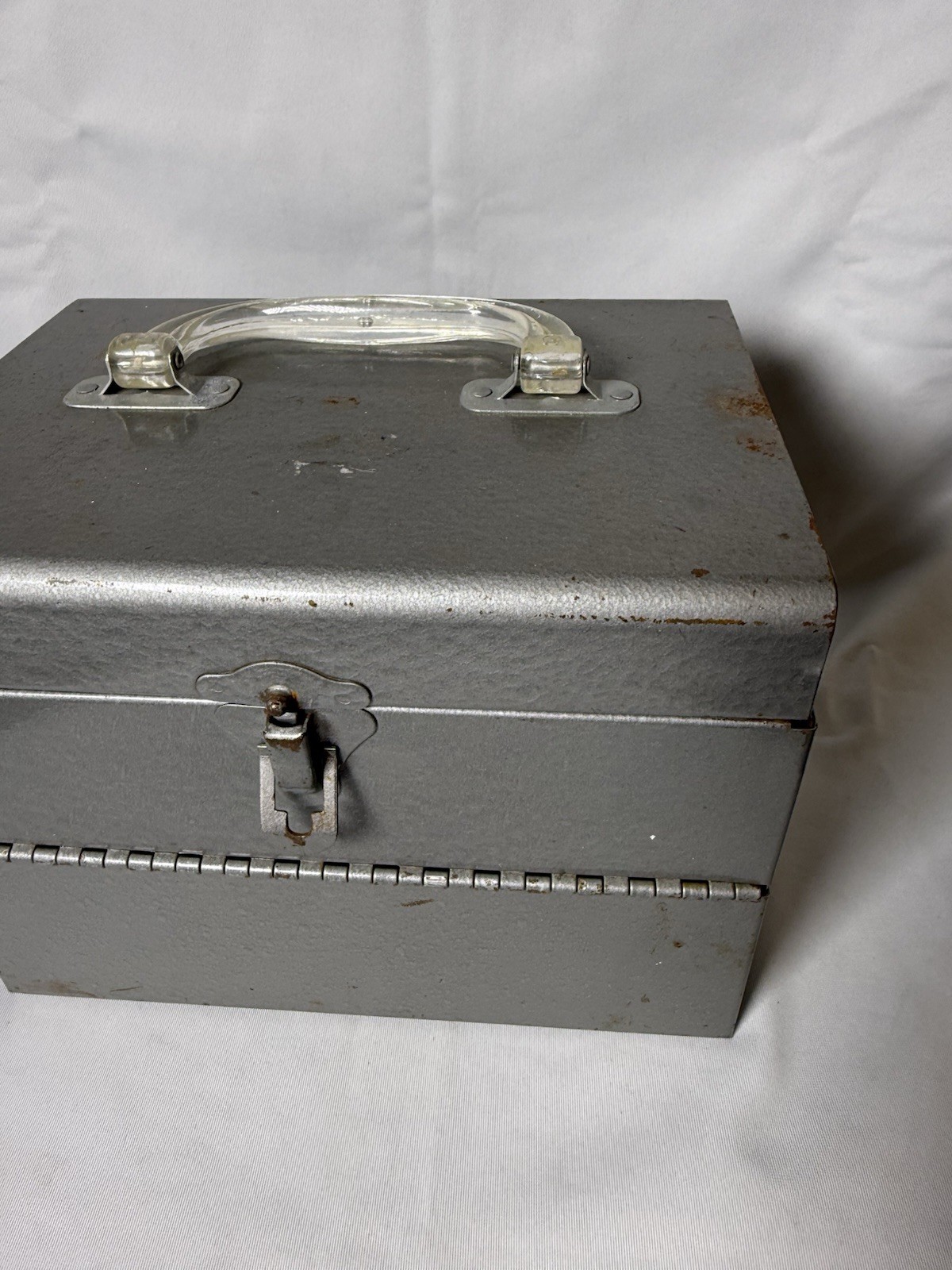 Gotham USA Vintage 12-Slot Super 8 Gray Metal Case For Reels