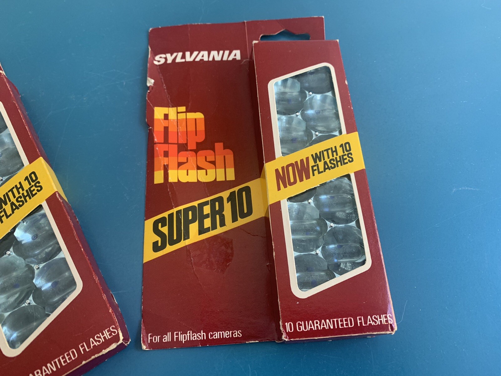 Vintage 2 Packs SYLVANIA Flip Flash Super 10 For Cameras – Total 20 Bulbs NOS