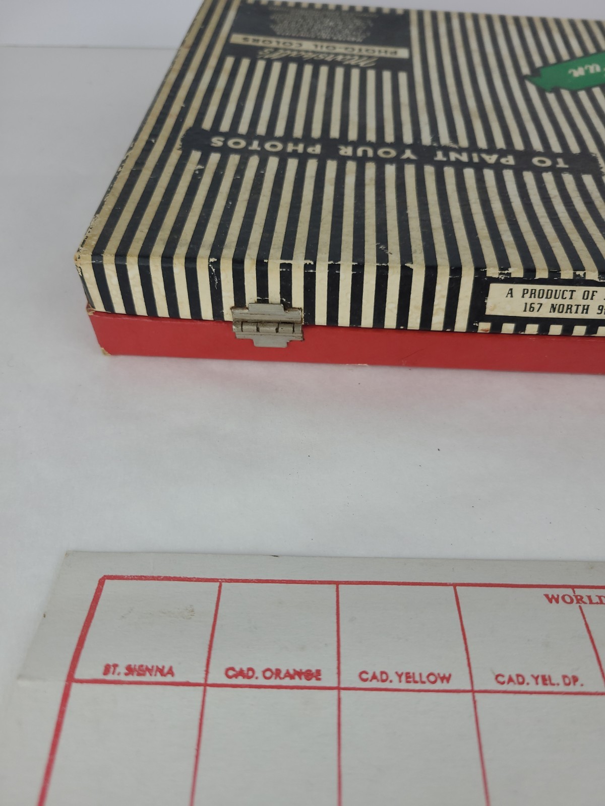 Vintage Marshall’s Photo Oil Colors Art Kit Hobby Prop – See Photos