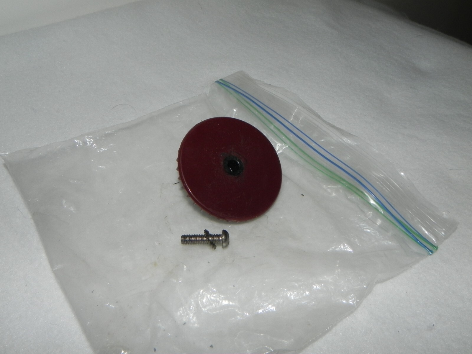 Ampro Futurist 8 Projector Parts: large gear and pins