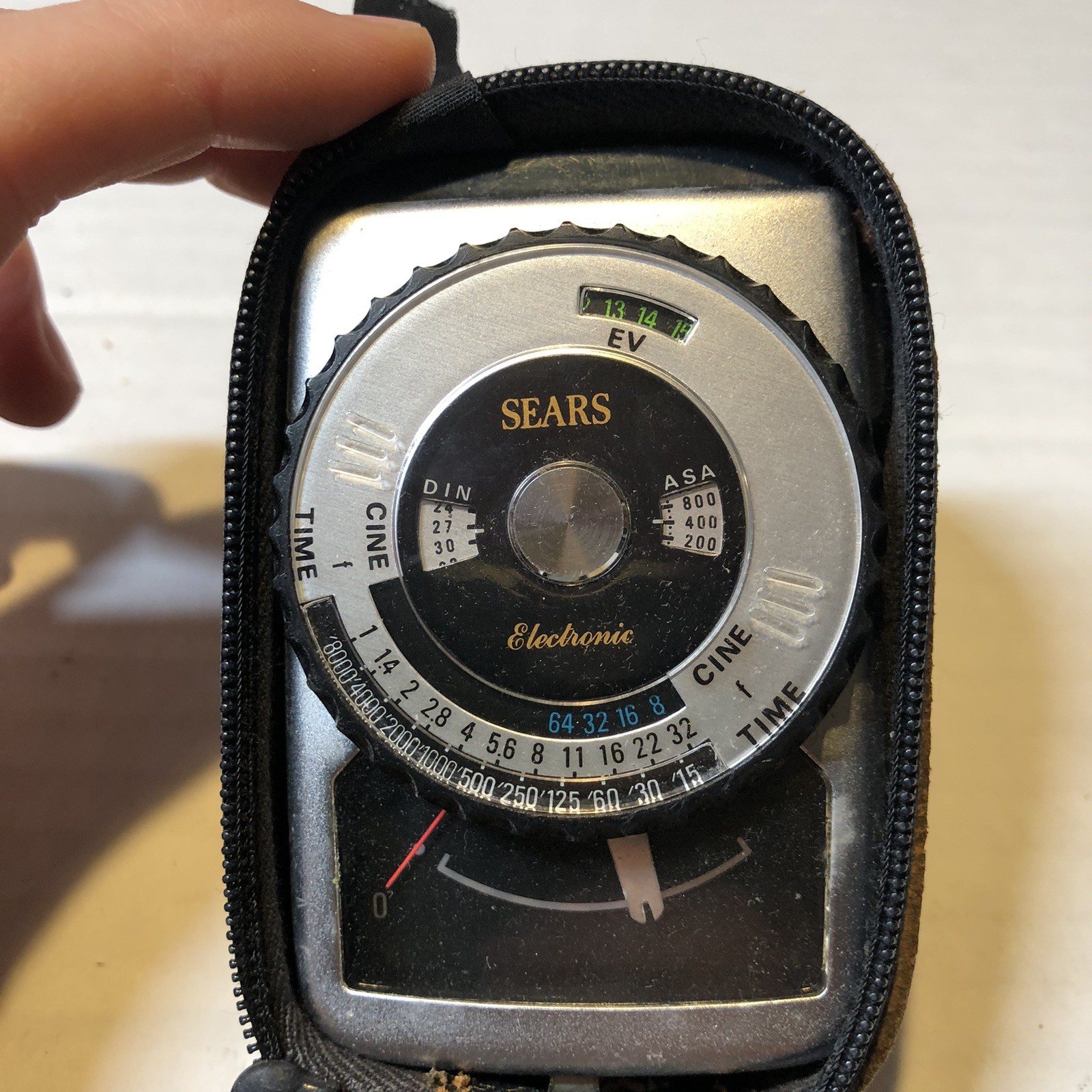 Vtg Sears SL 9 Camera With Leather Case And Electronic Light Meter With Case CSN
