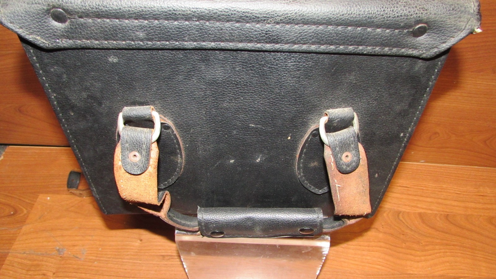 Vintage black leather camera Kali-Bag for Graflex medium format cameras, others