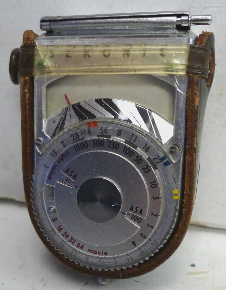 Sekonic L-8 Exposure Light Meter +Partial Leather Case – Made in Japan – TESTED