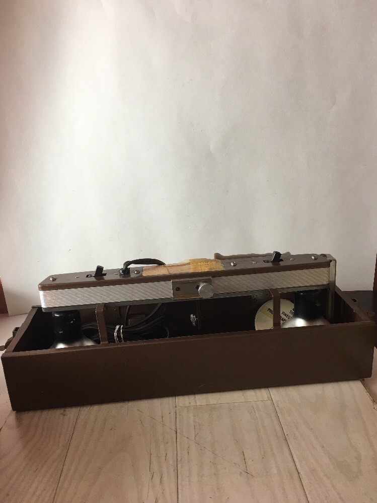 Vintage Ckc Photo Lighting 4 Light Light Bar In Case