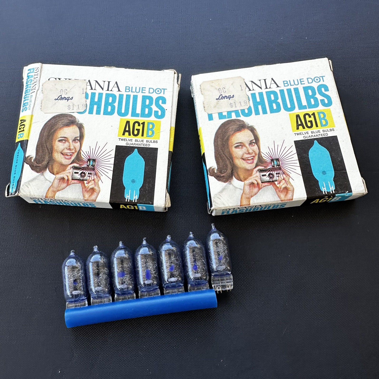 (2) Vintage Sylvania GE 5b AG1B Blue Dot Flashbulbs NEW 12 +7 Bulbs Made in USA