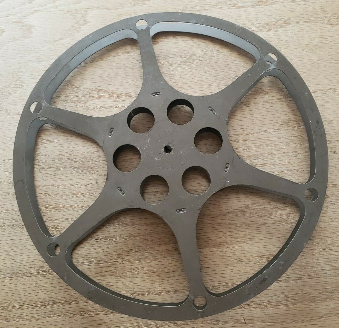 16MM Open Metal Reel 12 1/4″ X 3/4″ Compco Bros. 1200 Ft.