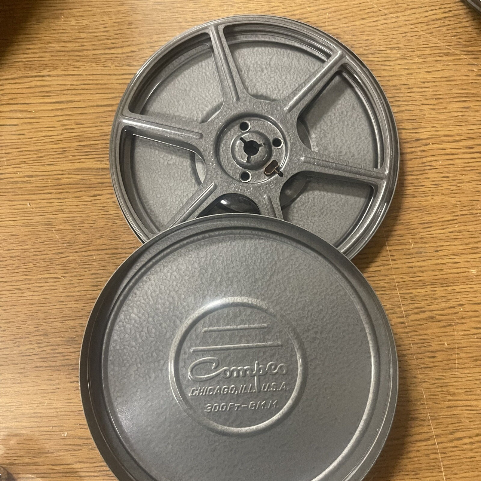 Vintage BRUMBERGER 8mm Film Canister & Reel Storage Box, Holds Includes 12 BLN