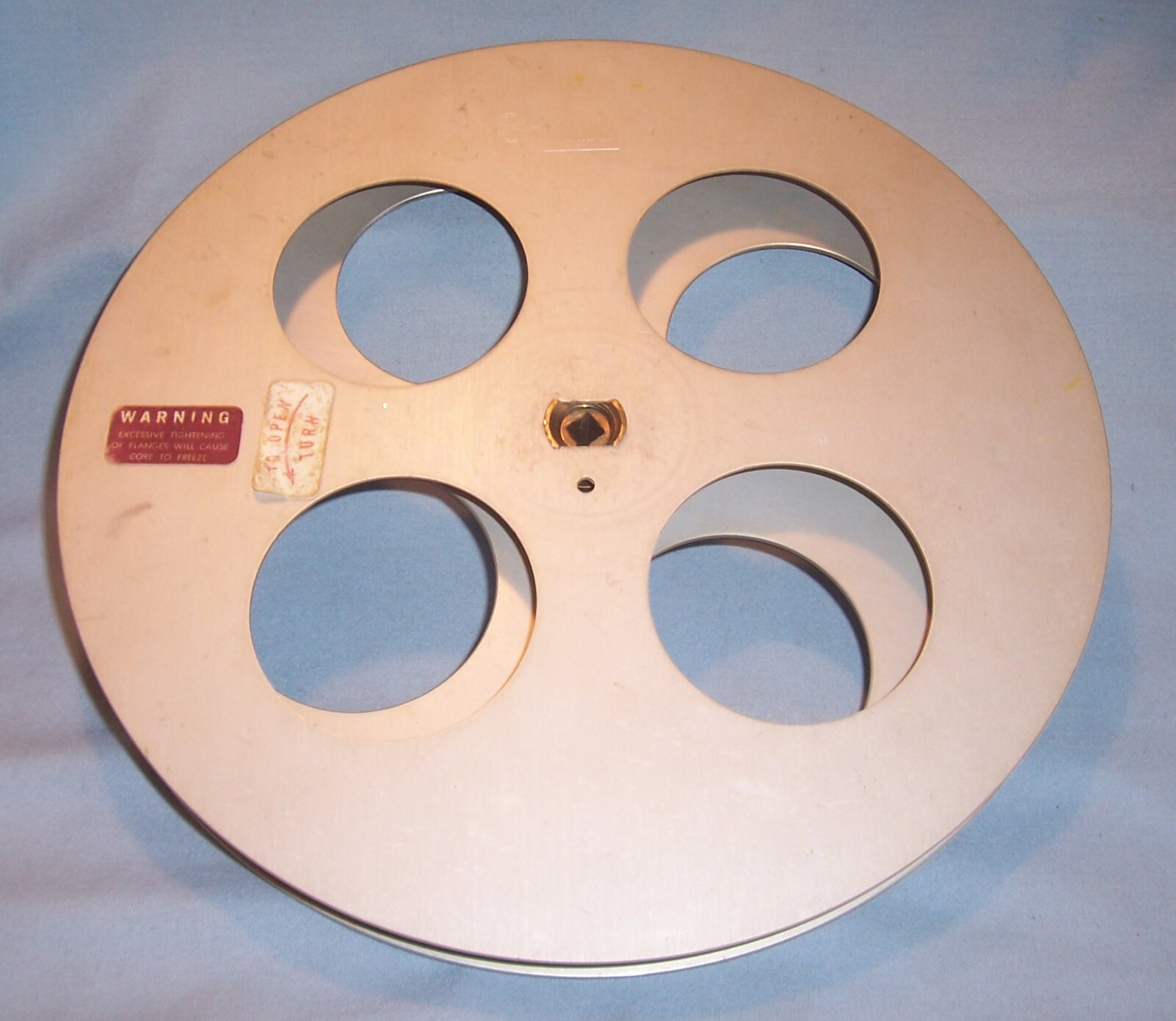 35MM 1200′ 11.5″ HFC HOLLYWOOD FILM CO Motion Picture Movie Projector SPLIT Reel