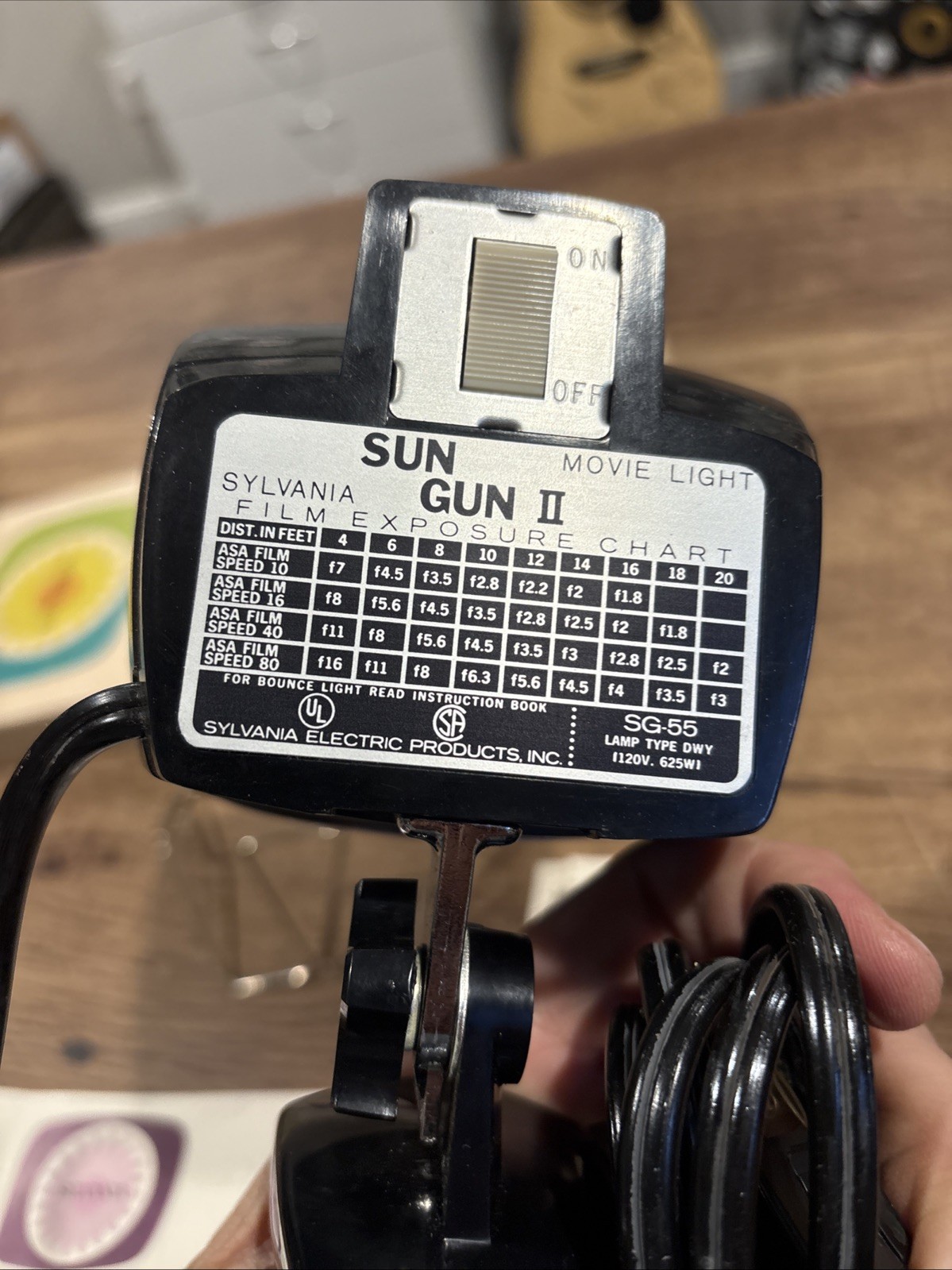 VINTAGE SYLVANIA SUN GUN II MOVIE LIGHT MODEL SG-55, Box And Instructions