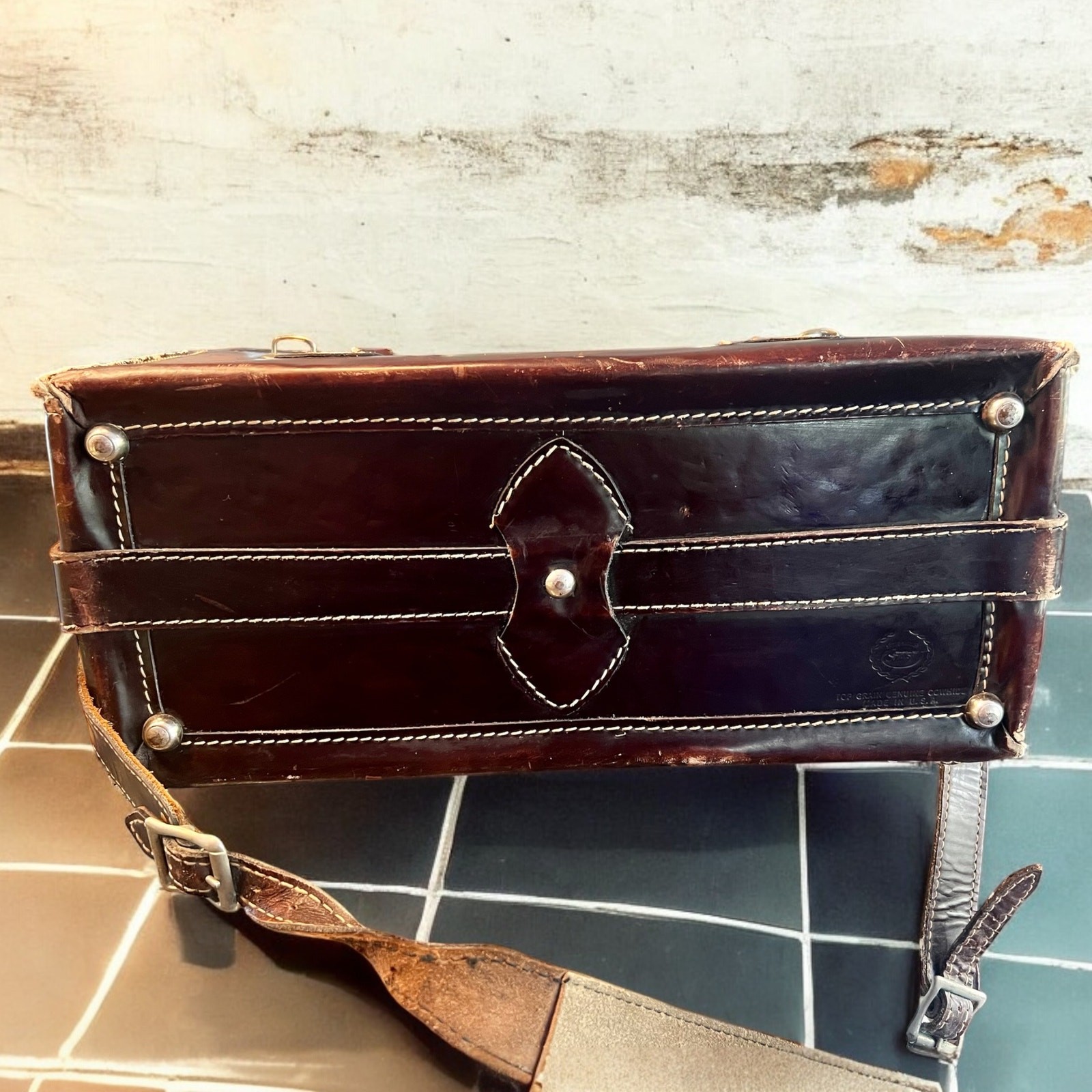 Vintage 1960s Homa Leather Camera Bag-Cowhide-Green Velvet-Midcentury Case-Retro
