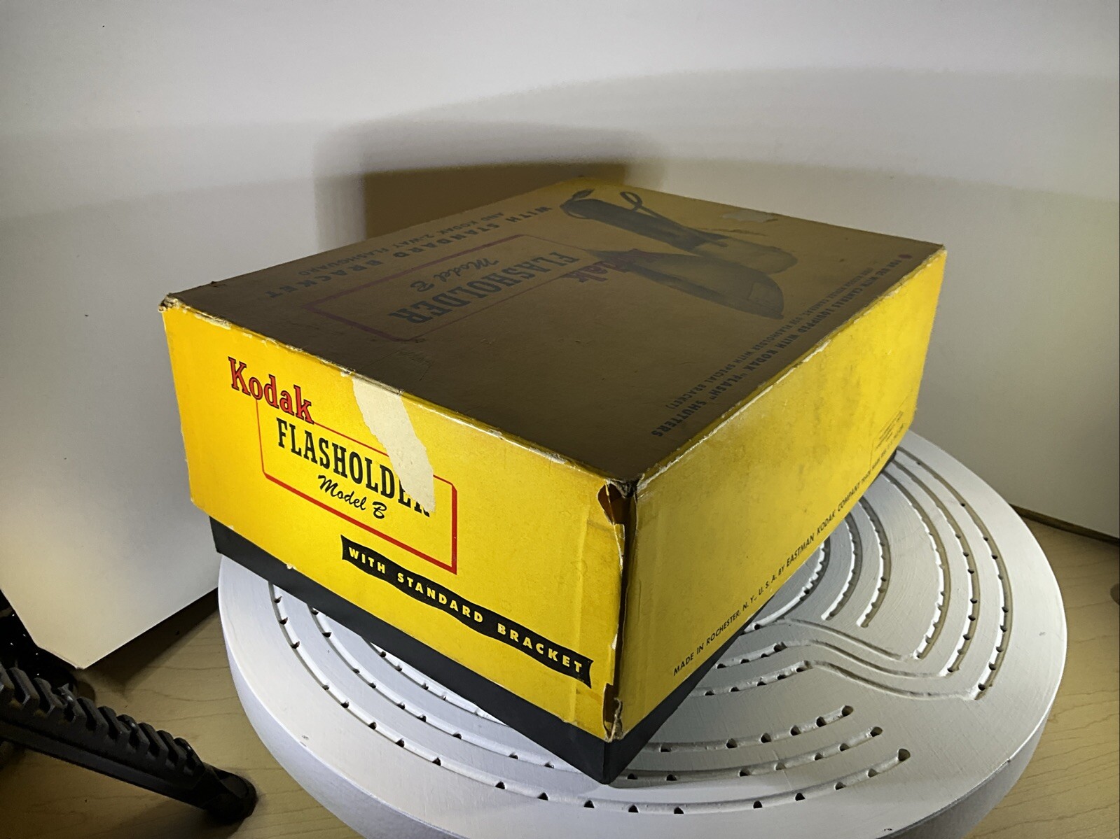 Kodak Flashholder Model B With Standard Bracket And Kodak 2-way Flashguard