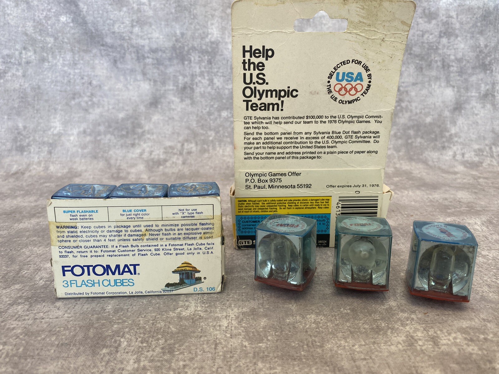 Lot 8 Vintage Flashcubes Sylvania, Format, Focal