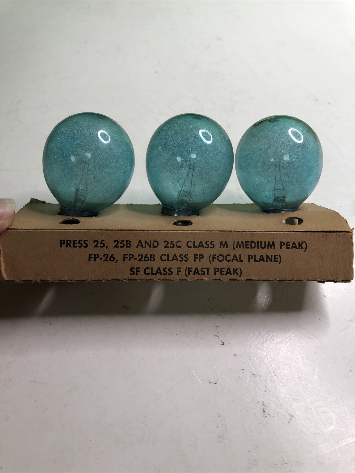 3 VINTAGE SYLVANIA BLUE DOT PRESS NO. 25B SUPERFLASH CAMERA FLASH BULBS Wabash