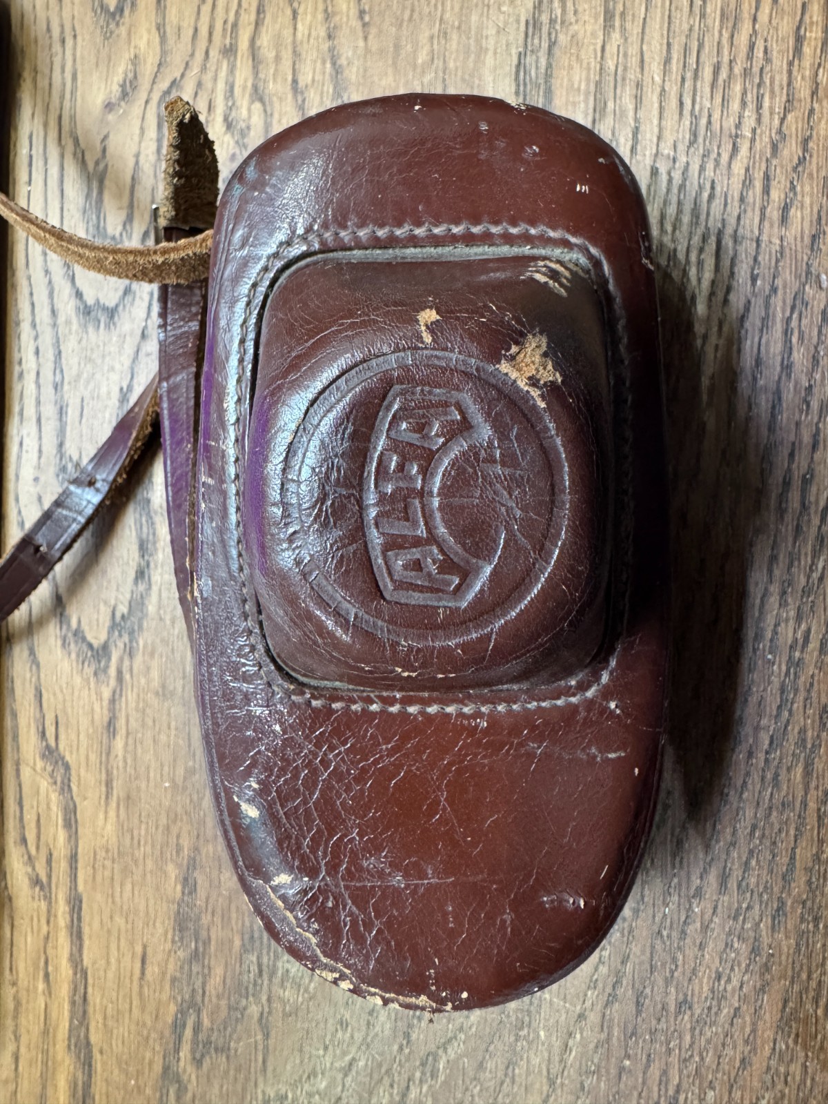 Vintage WZFO Alfa 35mm Leather Film Camera Case (AM27)