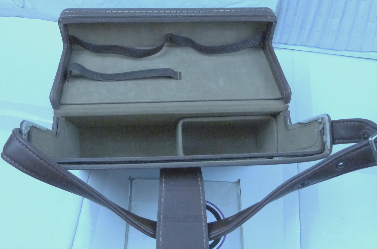 Polaroid Leather Compartment Case for Folding SX-70 Tan Camera & Accessories B