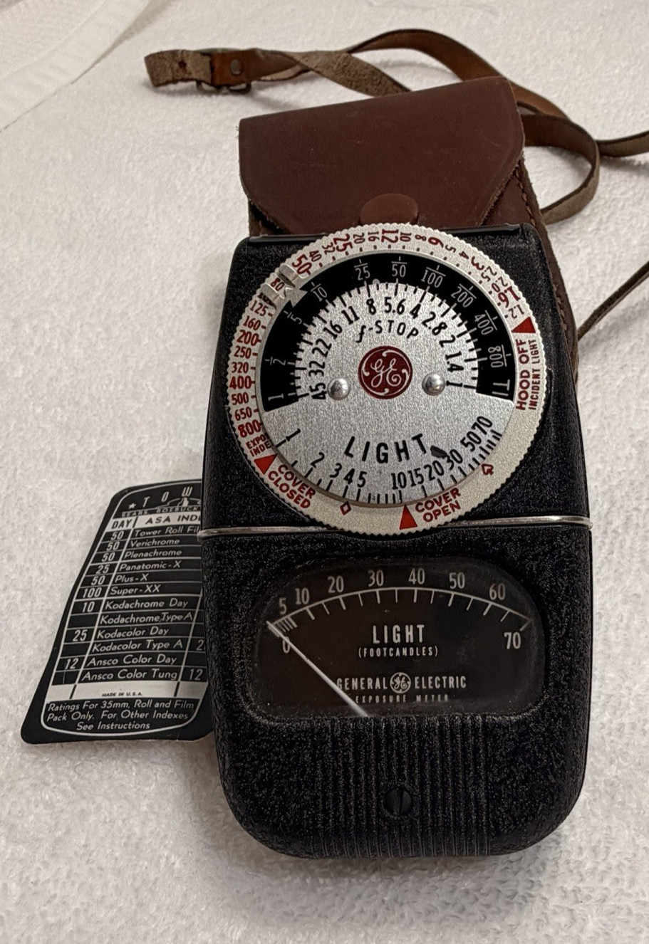 Vintage General Electric Exposure/Light Meter DW-68 With Case tested working