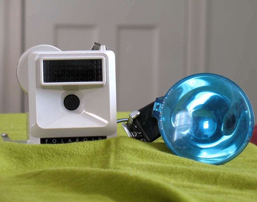 Vintage Polaroid 268 Flash Unit & 440 Photoelectric Shutter for Polaroid Cameras