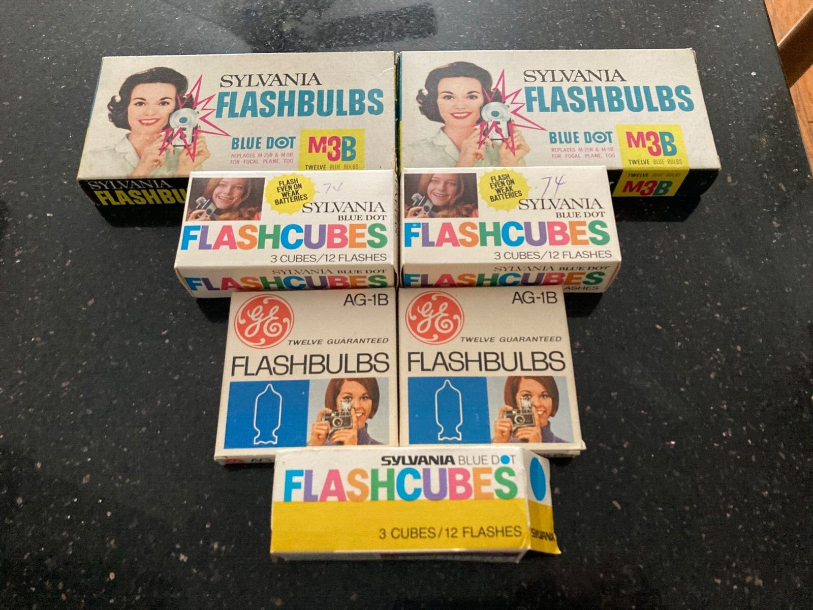 7 packages Vintage Flashcubes Sylvania and GE