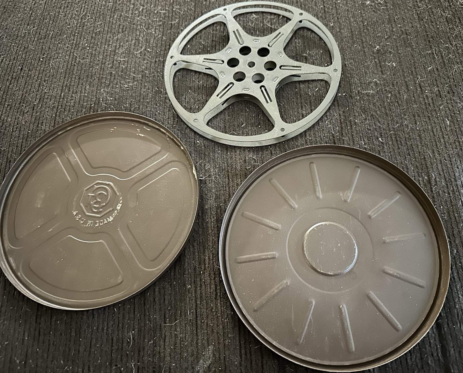Lot of 7 Vintage 8mm / Super 8 Metal Film Reels & Tins Kodak Stewart’s