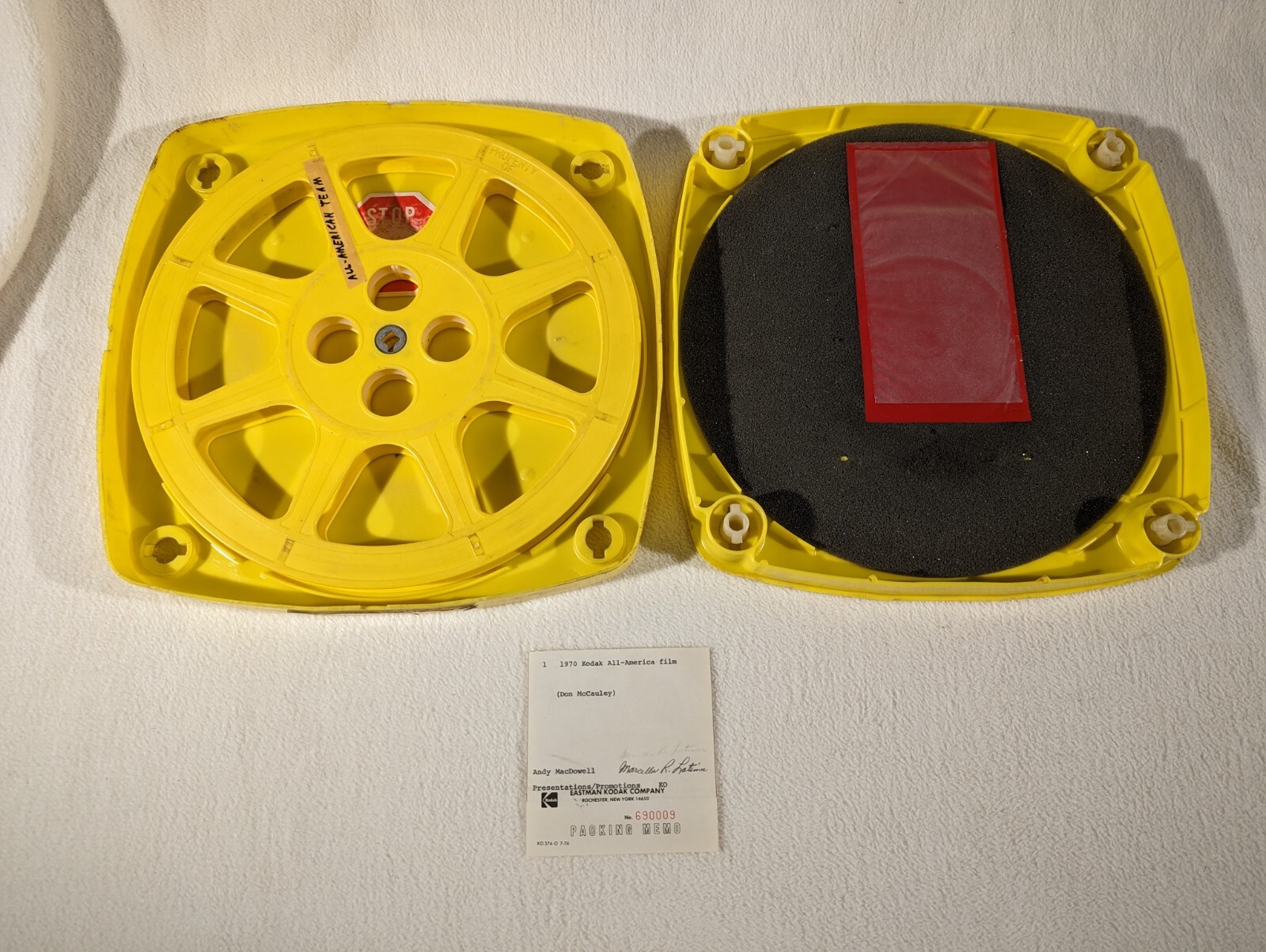 Vtg 8mm or 16mm Film Plastic Reel and Locking Hard Plastic Mailer Case ~ No Film