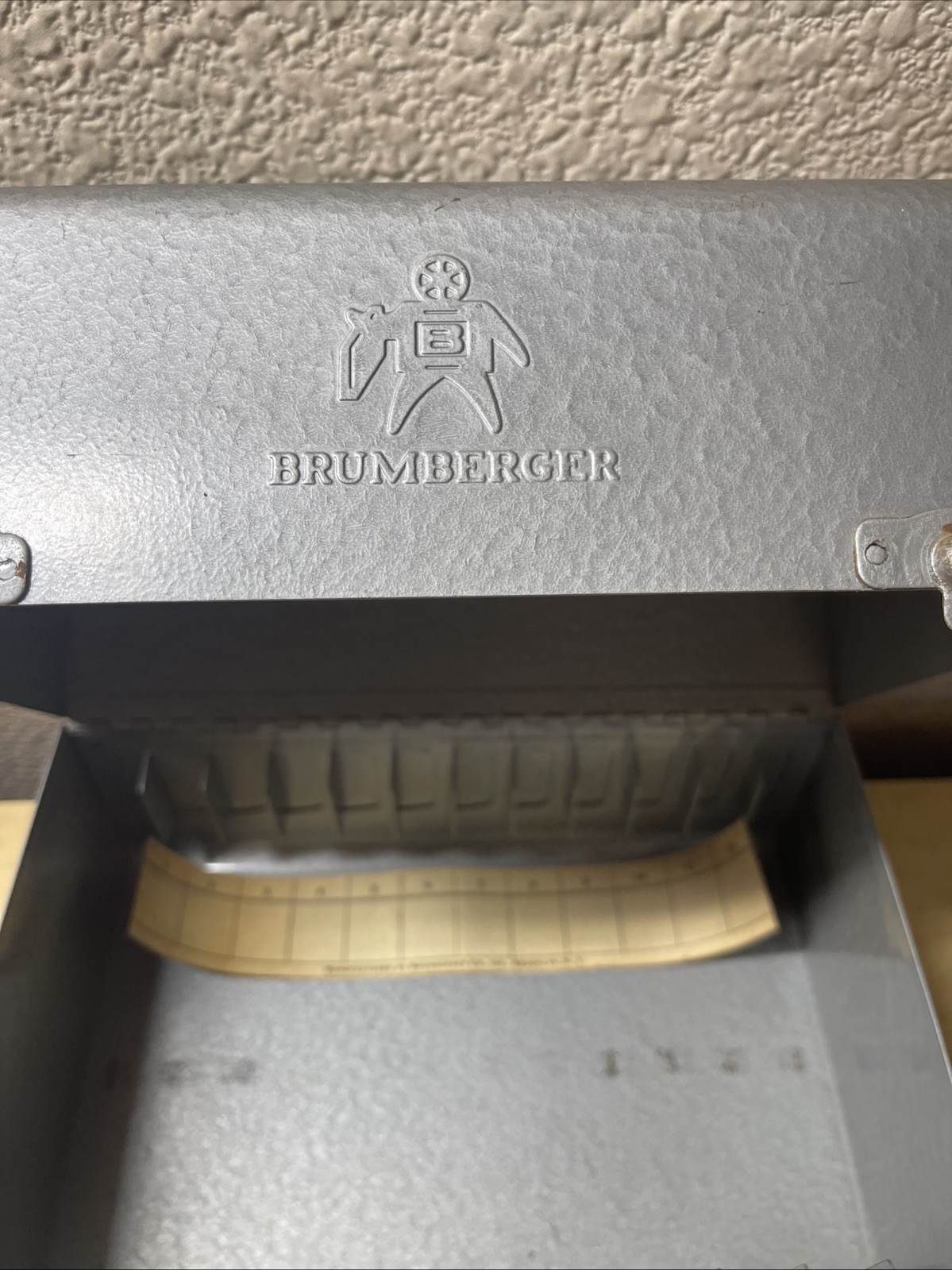 Brumberger Reel to Reel Latch Metal Storage Case + 1 Empty Case & Reel VINTAGE