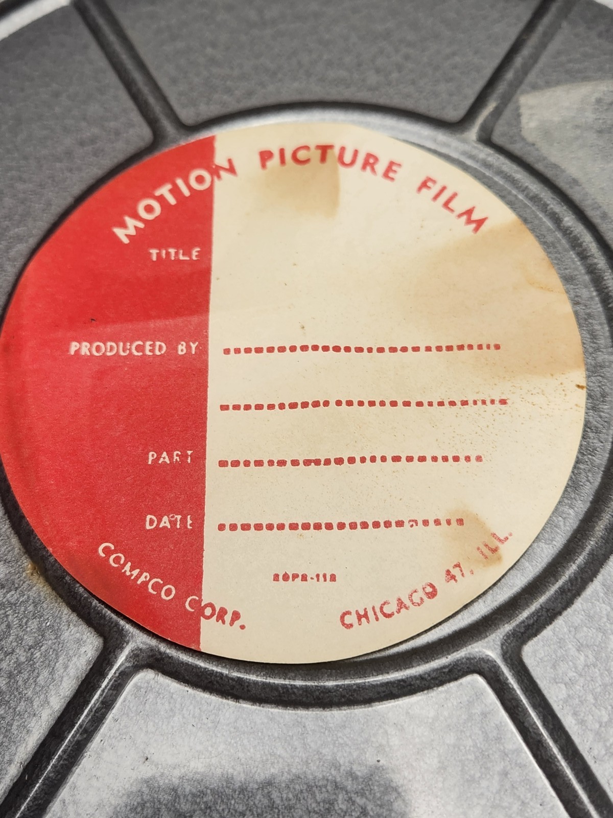 Vintage Compco Corp 7″ 8mm 16mm Metal Film Reel & Storage Can USA Motion Picture