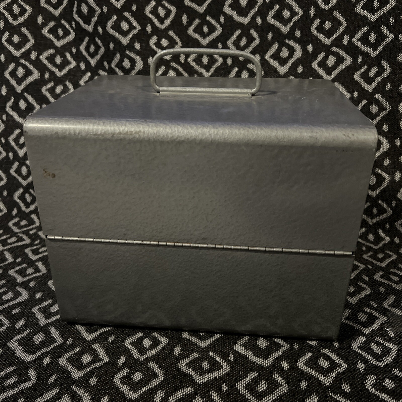 8mm Film Brumberger Carrying Case Holds 12 7″ Reels – Empty no reels FREE SHIP!