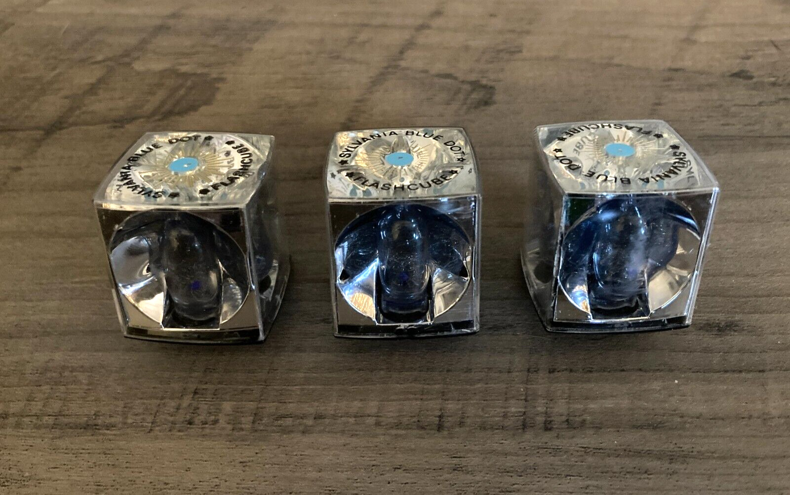 Lot of 2 Packs Sylvania Blue Dot Camera Flash Cubes 3-Pack 12 Flashes