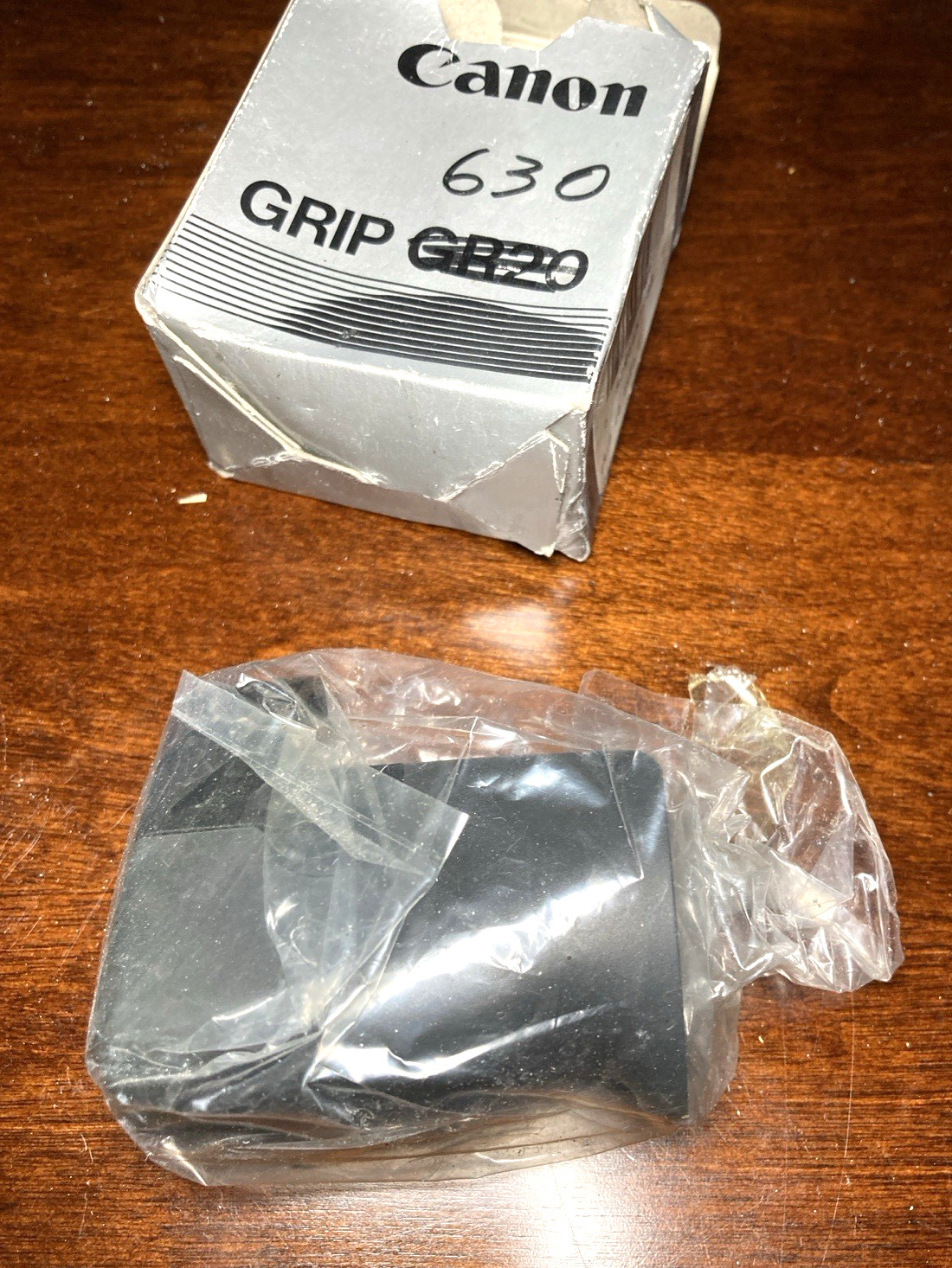Lot of (5) CANON Camera Grips NOS