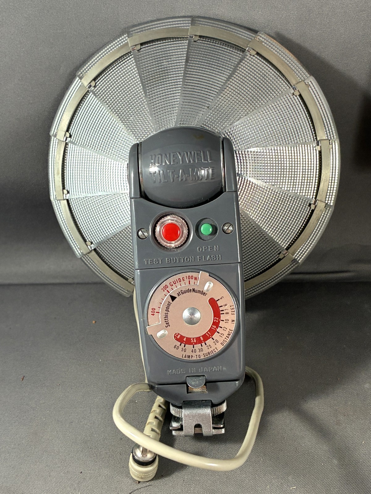 Vintage Camera Honeywell Tilt-A-Mite Flash Unit w/Case