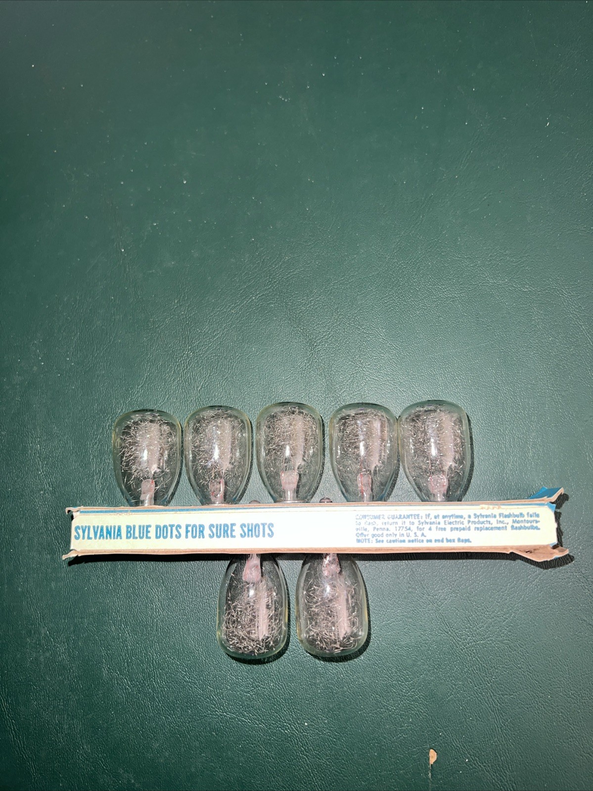 Vintage 60/70s Sylvania M3 Blue Dot Flashbulbs Pack Of 7