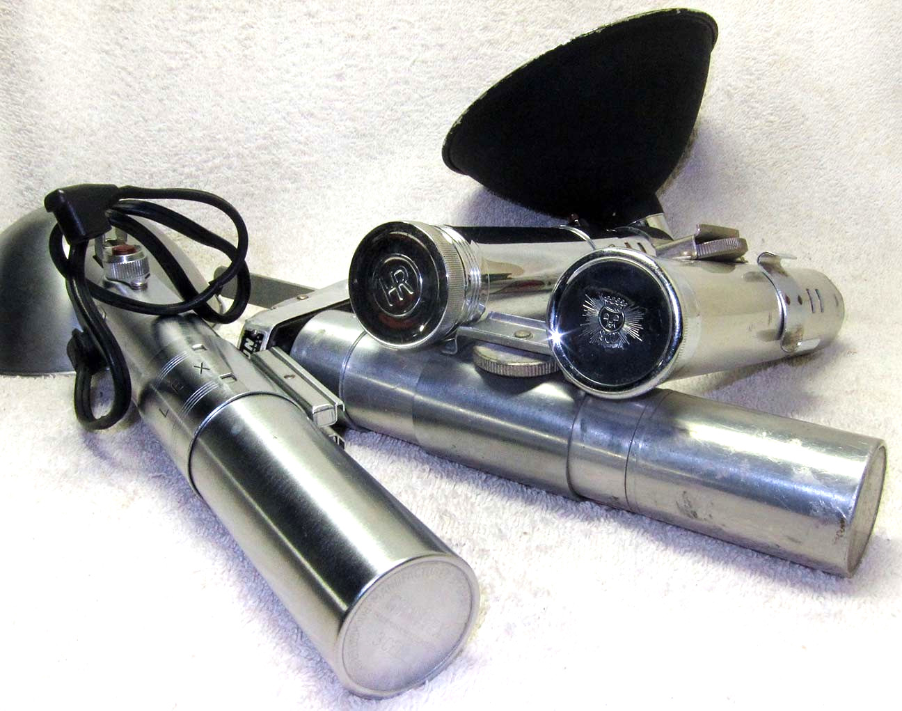 4 Vintage PRESS Camera FLASH Handle’s. Graflex,Heiland,etc. STAR WARS Lightsaber