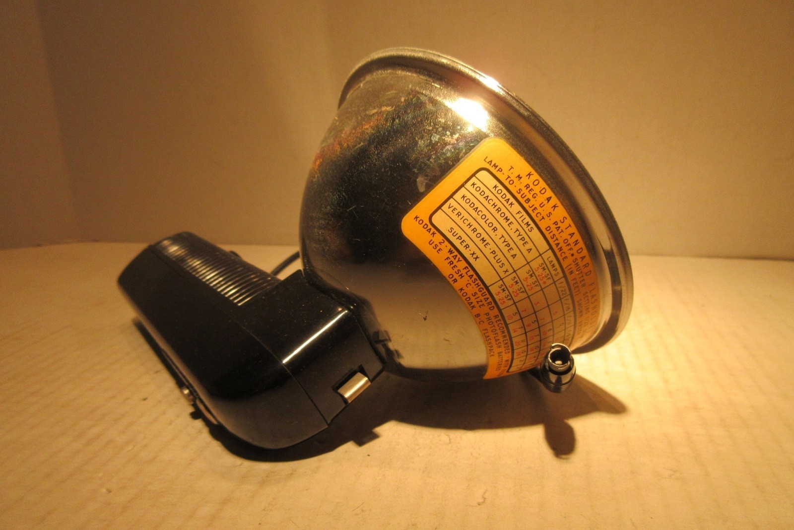Kodak Standard Flasholder With Lumaclad Reflector & 2 Way Flashguard with Box