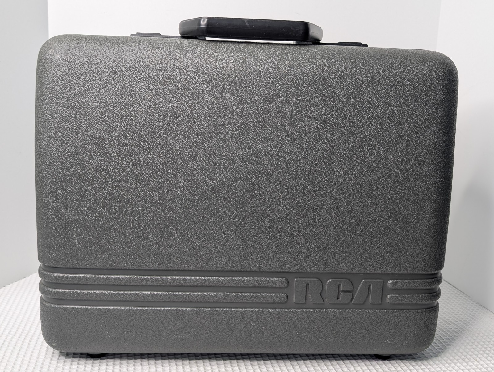 Vintage RCA Video Camcorder Carrying Case Hard Sided Handle Gray Black No Key