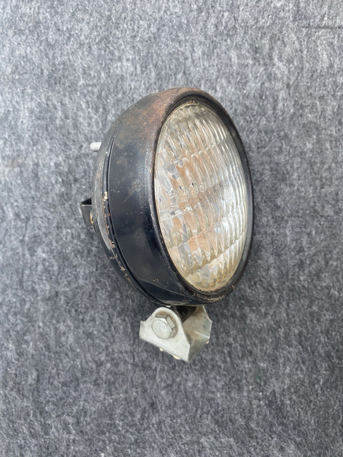 Vintage Untested Work Light Spotlight Mountable GE Bulb Lens Parts/Repair
