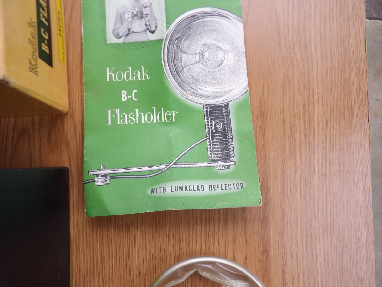 Kodak Camera B-C Flasholder-For Most Flash-Synchronized Cameras