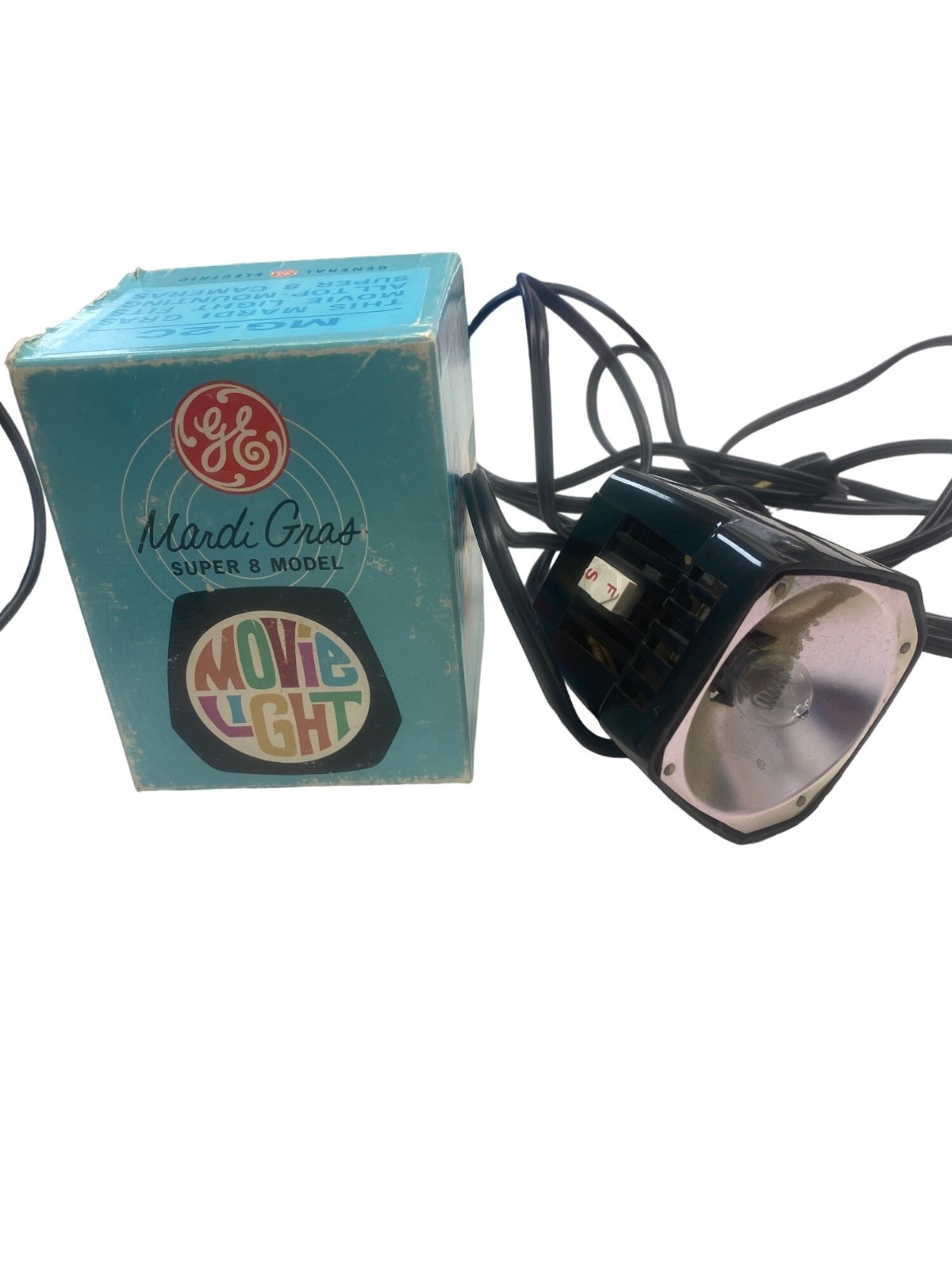 General Electric Mardi Gras MG-2C Movie Light For Super 8 Cameras
