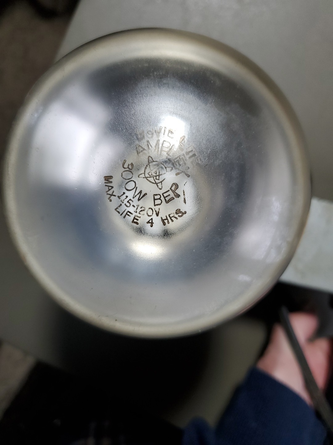 1960s HOLIDAY Electric Camera Movie Filming 2 Bulb Light Bar. Super bright