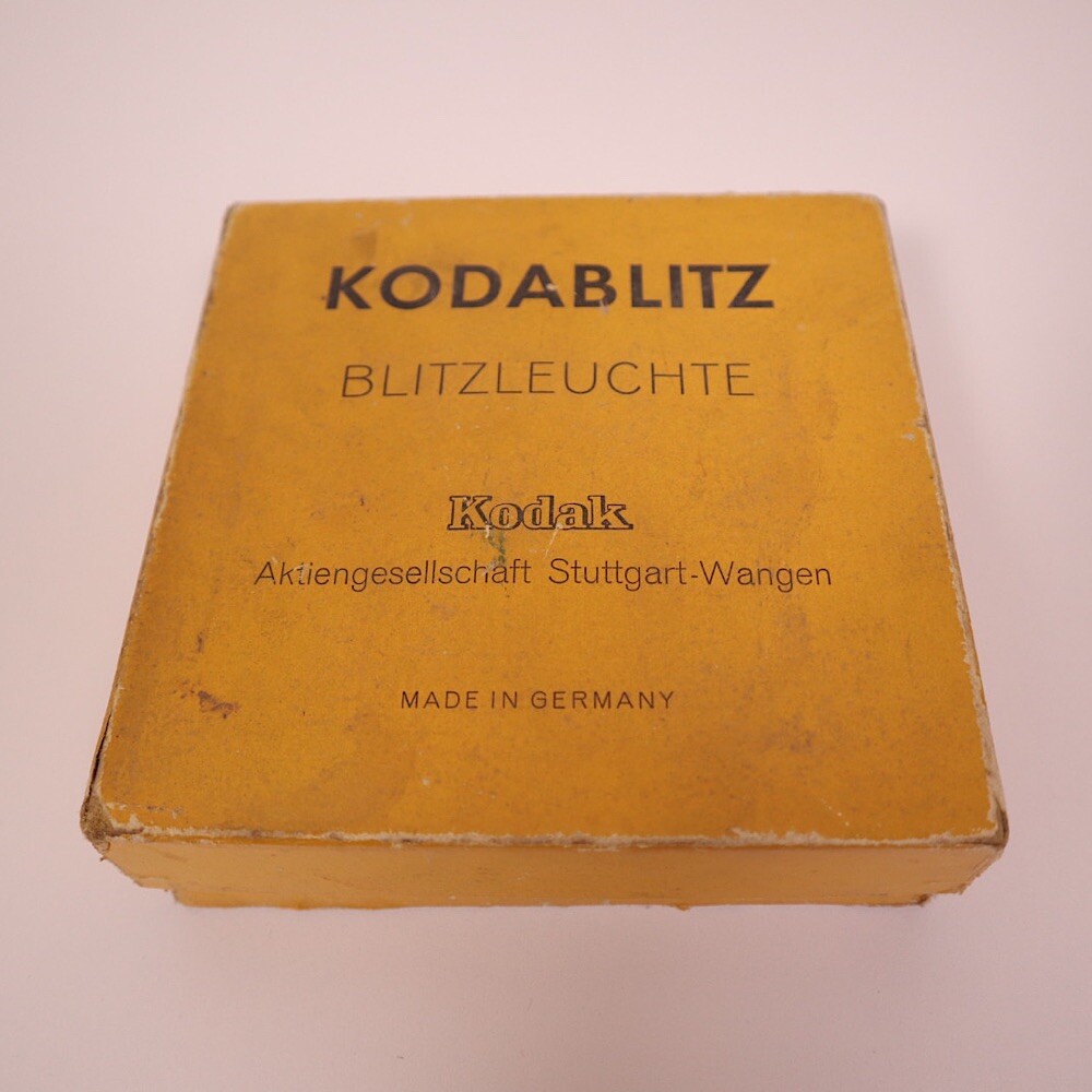 KODAK KODABLITZ flash unit for B15s BAYONET type bulbs METAL REFLECTOR GERMANY