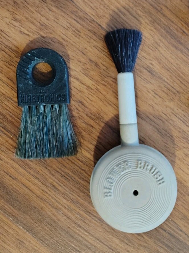 Lot Of 5 Kinetronics Blower Brush & StaticWisk Brush
